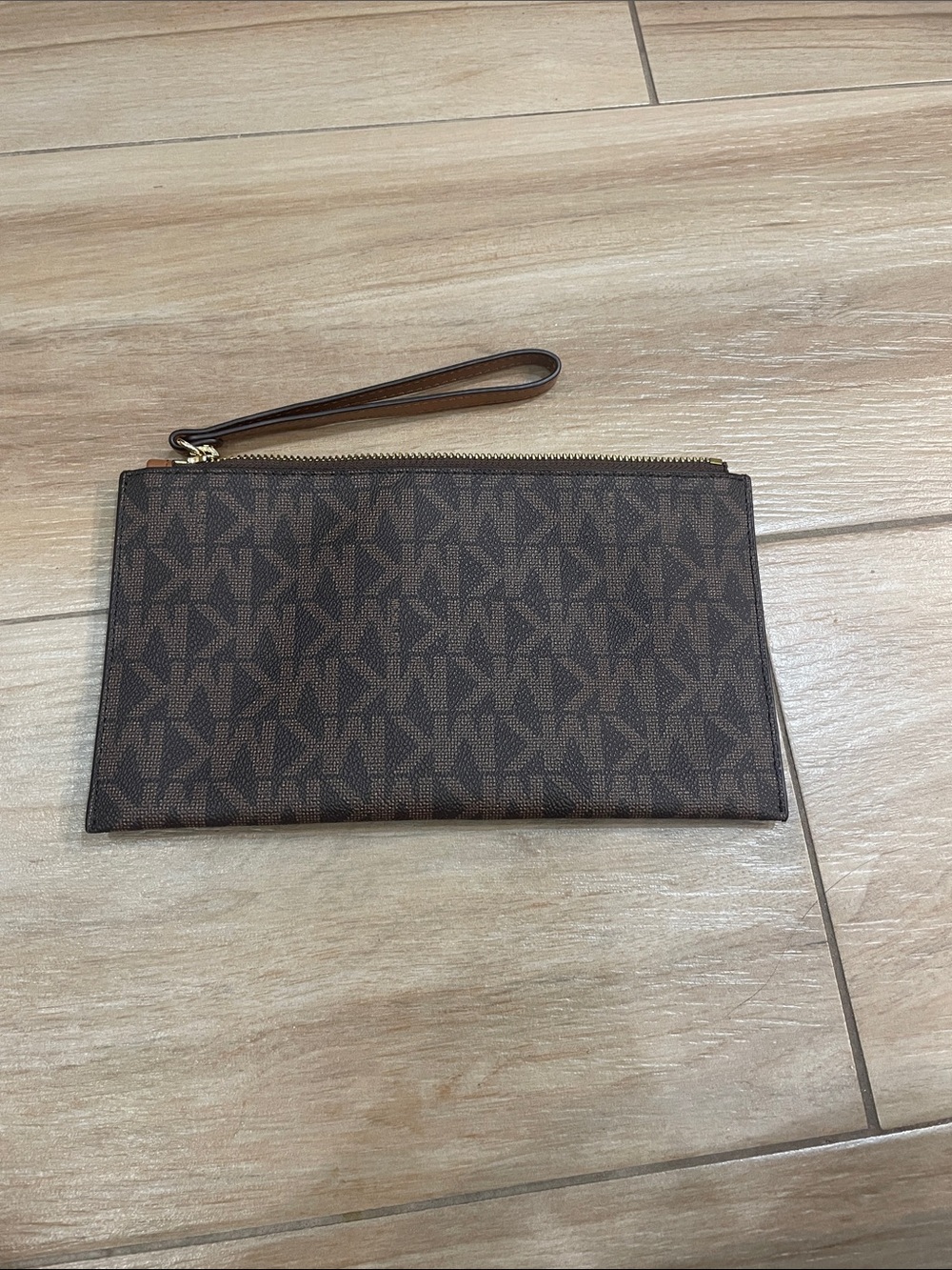 Michael Kors Brown Monogram Wristlet Clutch - Picture 8 of 8